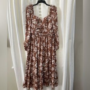 Midi floral dress. NWT